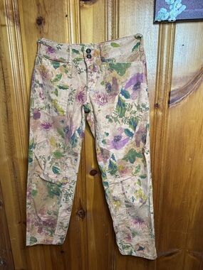 Pilcro Beige Floral Cargo Ankle Jeans